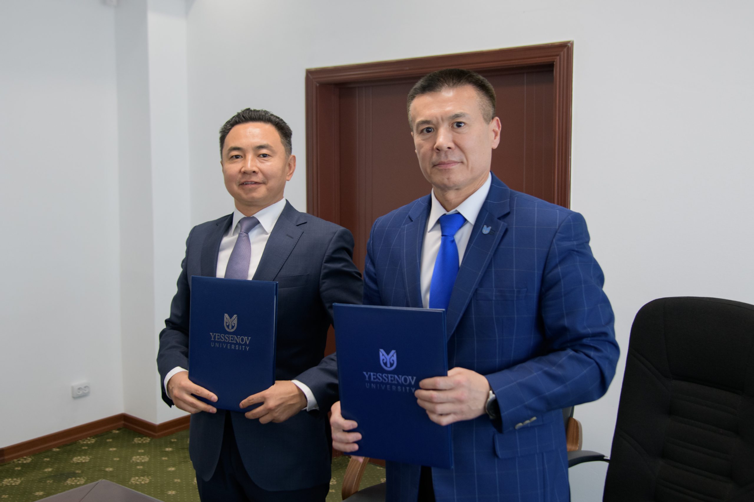 Yessenov University-135