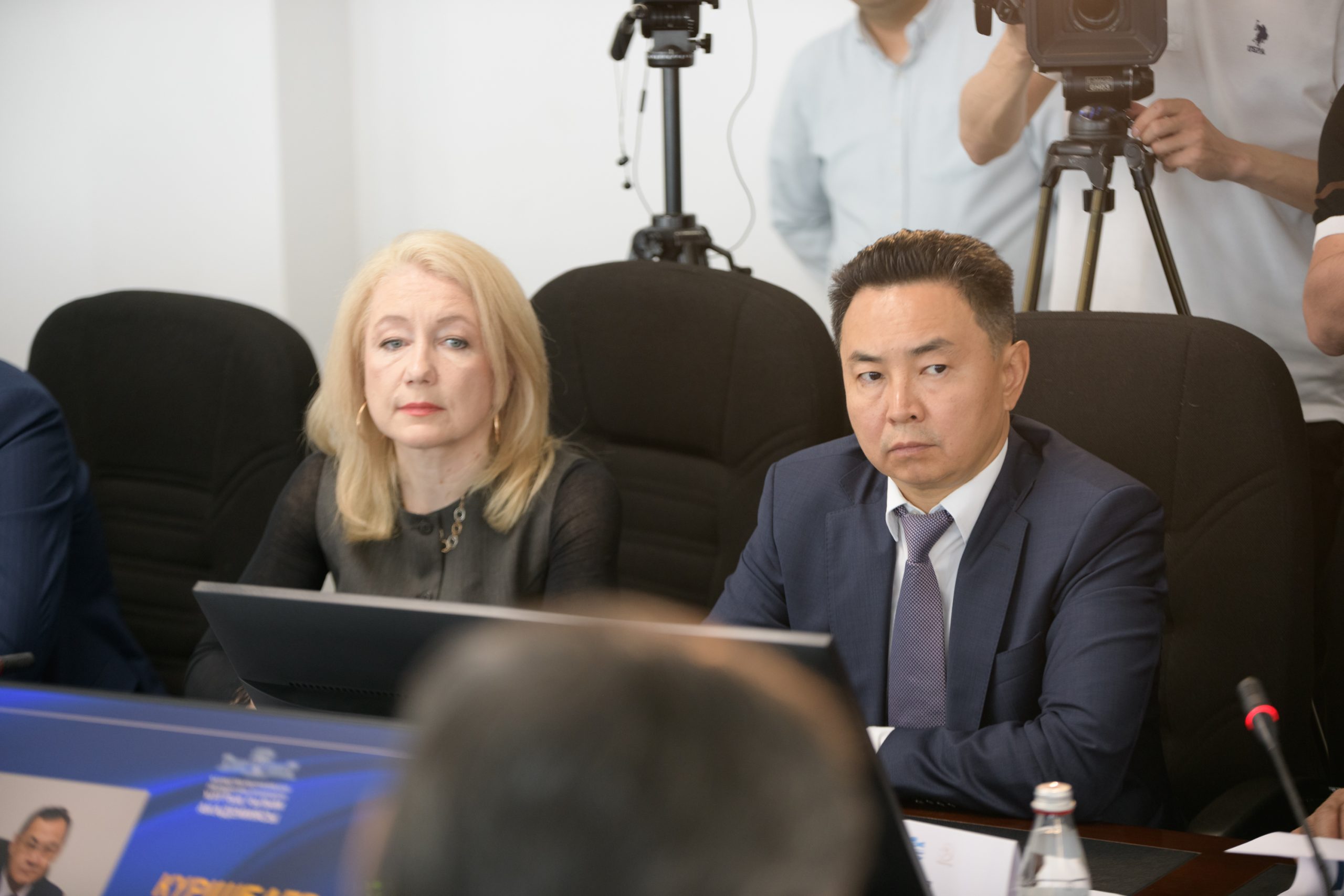 Yessenov University-256