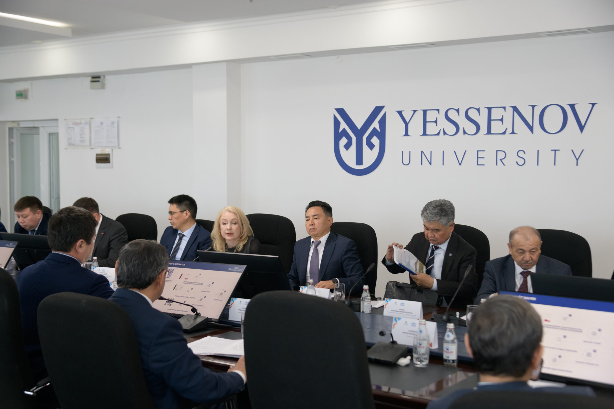 Yessenov University-384