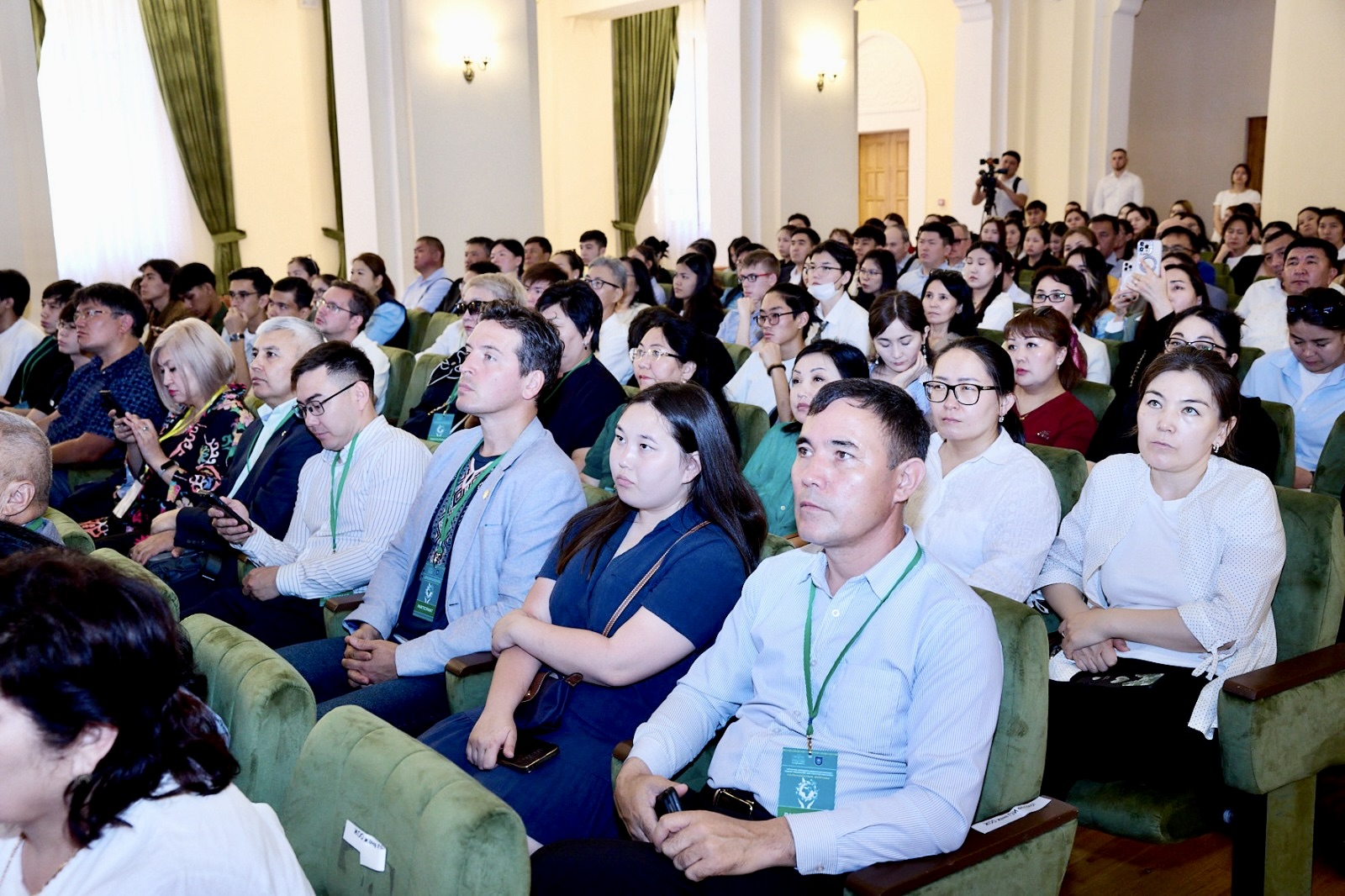 64043067-a325-4472-a53a-ab7590659497