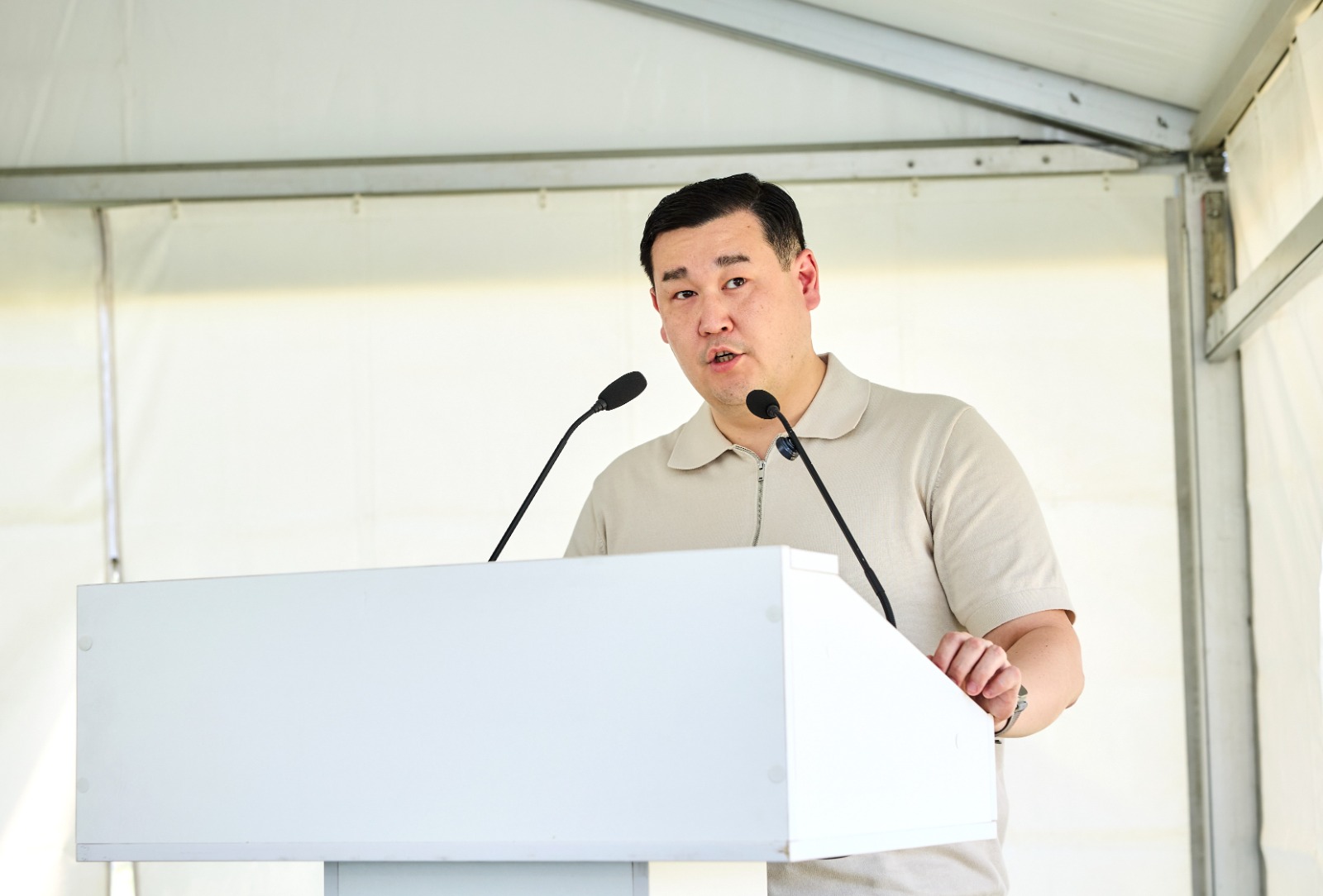 fa333093-dd2f-475c-b711-08b6c20a8a76